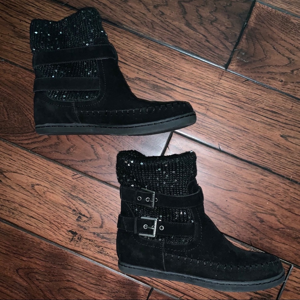 Guess Black Sparkle Boots with Buckles 7.5 NWOB - Picture 2 of 7